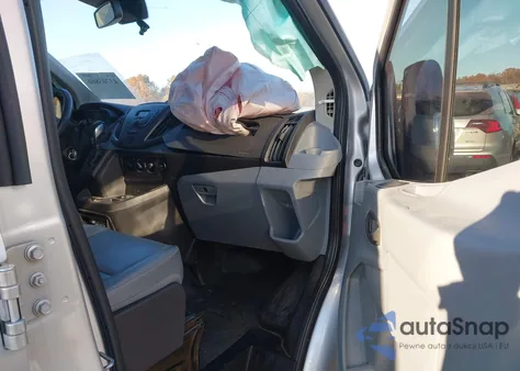 2019 Ford Transit-250 z USA, uszkodzony, nr VIN 1FTYR2ZG9KKB45257